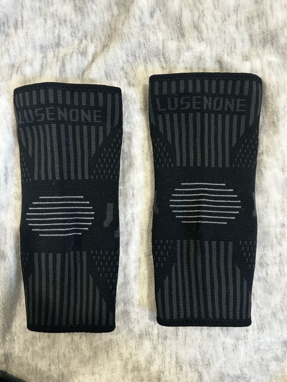 Black Compression Knee Sleeves - Pair